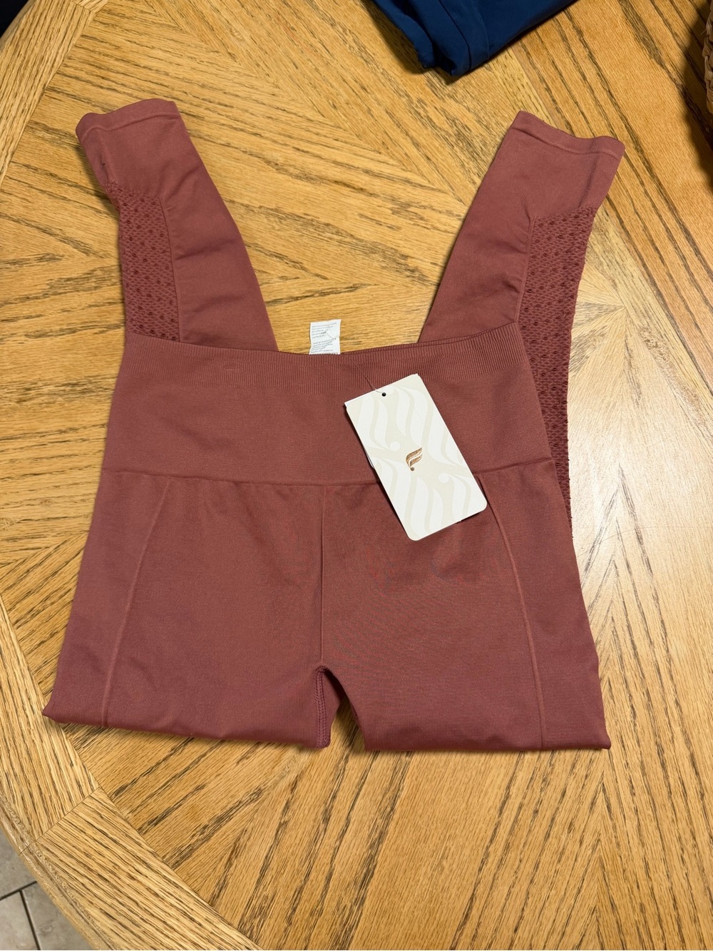 Fabletics Mauve-Rose High-Waist Performance Leggings
